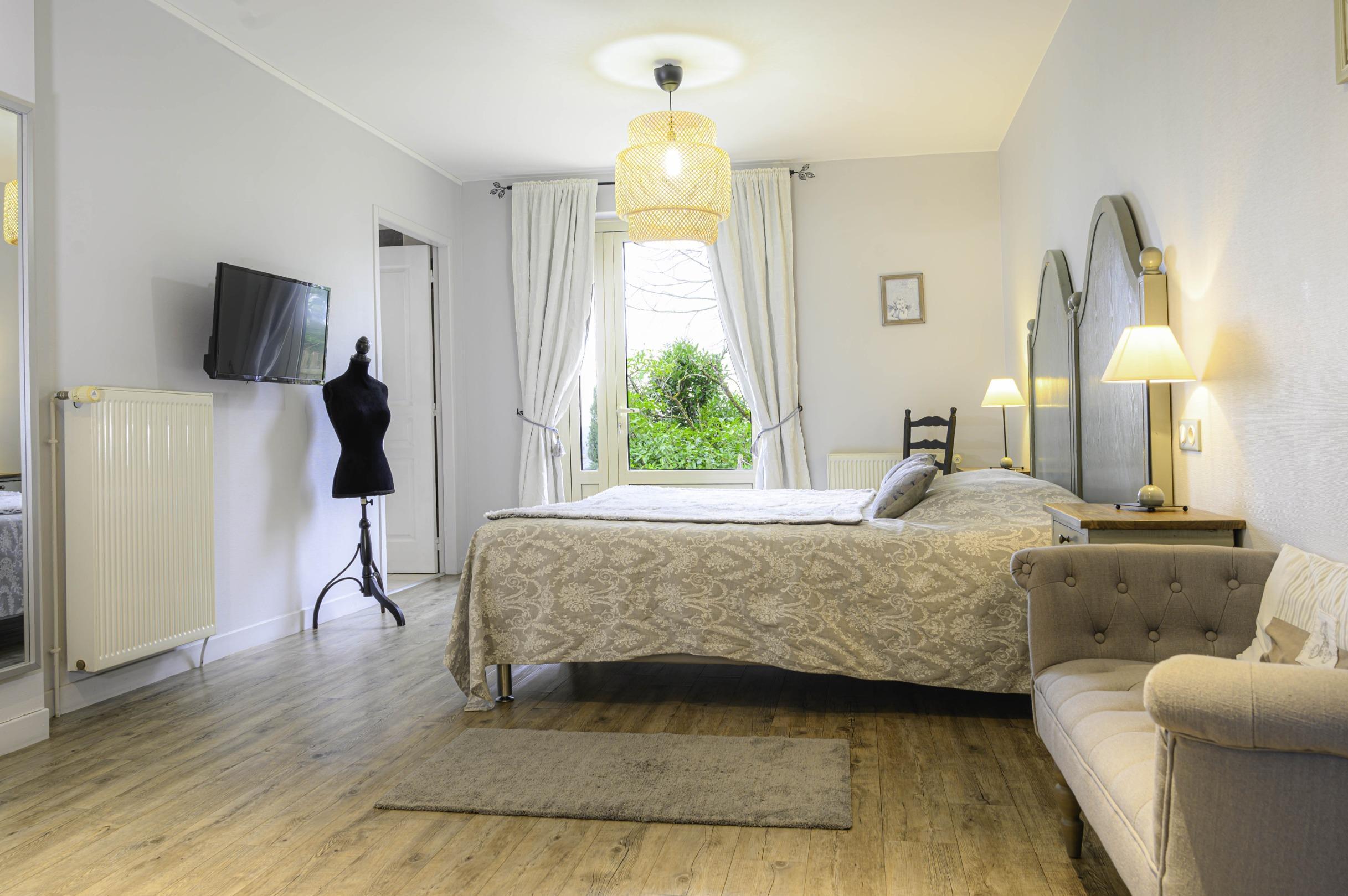 Logis Hotel-Restaurant Les Collines 59 Route Des Cretes Cublac Buitenkant foto